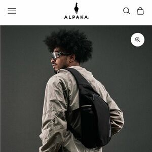 🟦 ALPAKA Metro Crossbody (LEFT Shoulder) – Axoflux | NWT